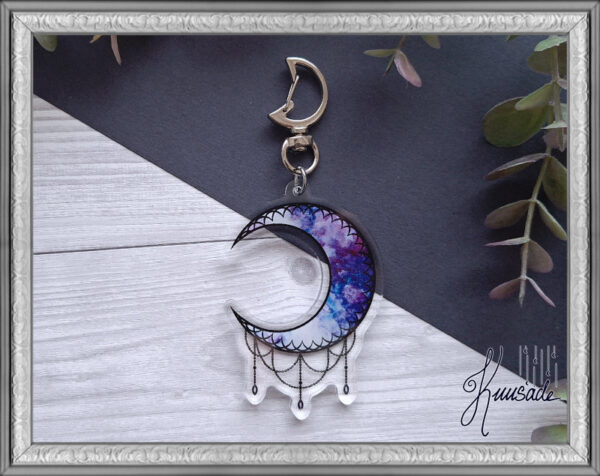 Akryylicharmi Kuuketju